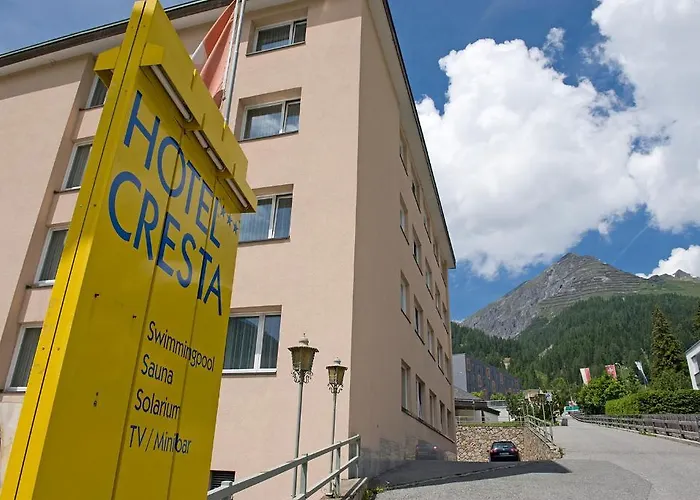 酒店 Cresta 3*