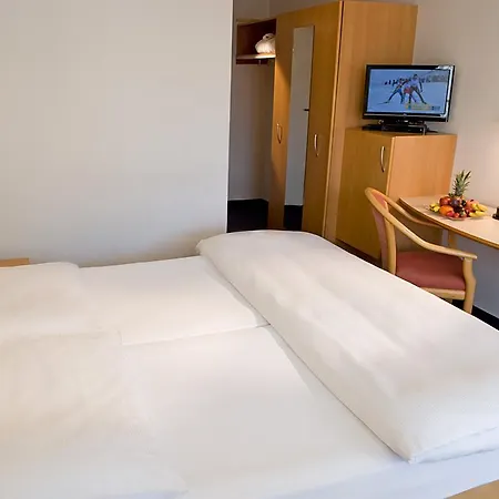 Hotel Cresta 3*