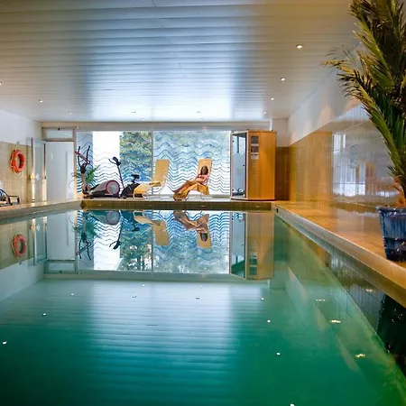 Cresta 3* دافوس
